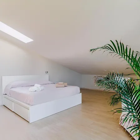 Virginia Villa *